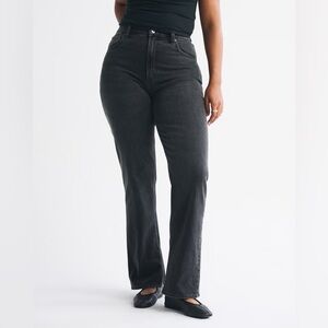 Abercrombie & Fitch Curve Love 90s Straight Ultra High Rise Jeans - 28 / 6R